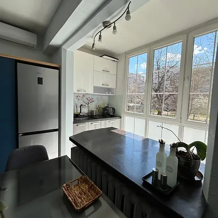 Stylish Near Airport And Metro, Self Check-in * Sofie