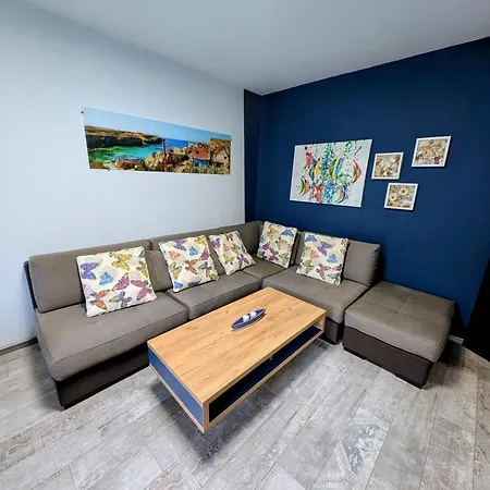 Apartment Stylish Near Airport And Metro, Self Check-in *