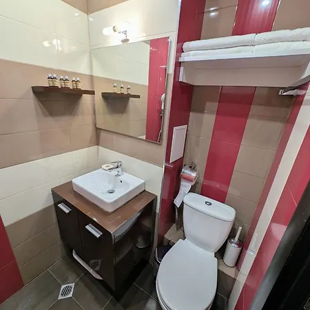 Stylish Near Airport And Metro, Self Check-in * Sofie
